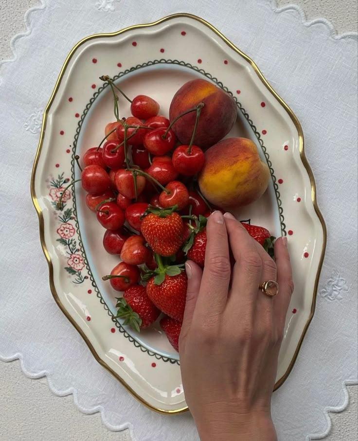 Sun-Kissed Delights: Artisanal Berry Collection